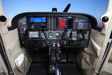 Cessna 172SP Cockpit