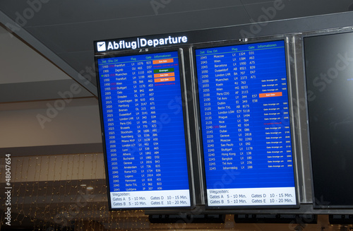 Abflug Tafel Flughafen Buy This Stock Photo And Explore
