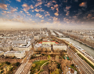 Fototapete - Wonderful aerial view of Paris from the top of Eiffel Tower - Wi