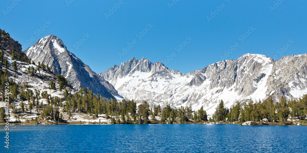Sierra Nevada Alpine Lake Scenery - obrazy, fototapety, plakaty 
