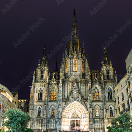 Fotoboard na płycie Gotycka katedra barcelona w nocy, Hiszpania