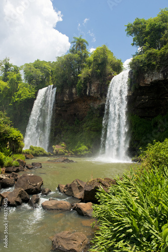 Board z aluminiowym obramowaniem Dwa wodospady na wodospadzie iguazu
