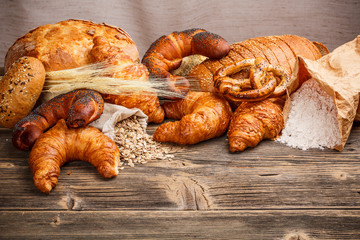 Poster - Fresh and tasty croissant