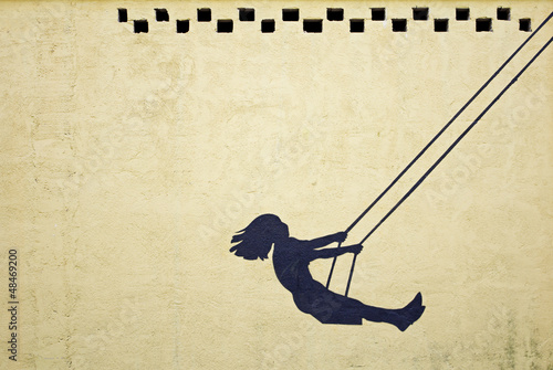 Naklejka dekoracyjna Girl swinging