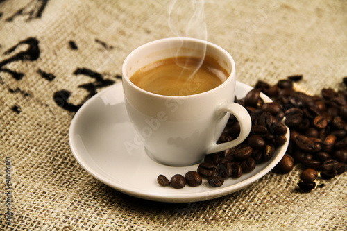 Obraz na płótnie canvas trzyczęściowy "tryptyk" Espresso z ziaren kawy