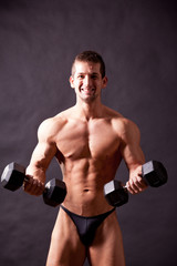 young bodybuilder traininig