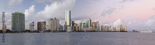 Plakat na papierze fotorealistycznym Panorama panoramę Miami.