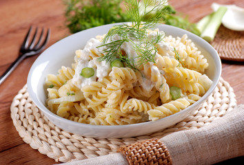 Canvas Print - fusilli con ricotta e finocchio