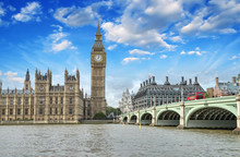 London. Beautiful View Of Westminster Bridge And Houses Of Parli