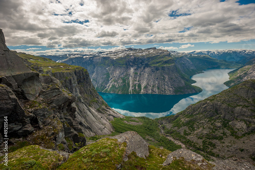 Board z aluminiowym obramowaniem Widok na jezioro ringedalsvatnet, norwegia