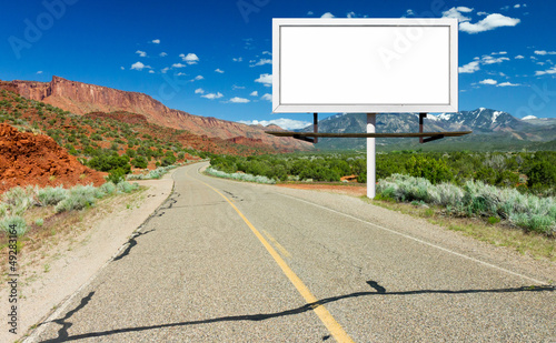 Fotoboard na płycie Pusty znak billboard przez autostrady na pustyni