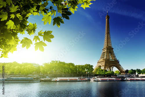 Foto-Lamellenvorhang - Seine in Paris with Eiffel tower (von Iakov Kalinin)