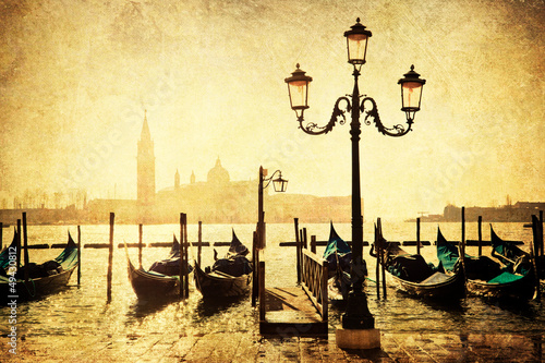 Obraz w ramie nostalgisch texturiertes Bild von der Uferpromenade in Venedig