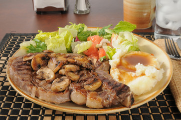 Canvas Print - Steak with salad and mashed potatoes