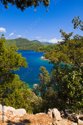 Plakat na papierze fotorealistycznym Jezioro na wyspie mljet w chorwacji
