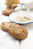 Fototapeta Kuchnia - Oatmeal cookies with honey