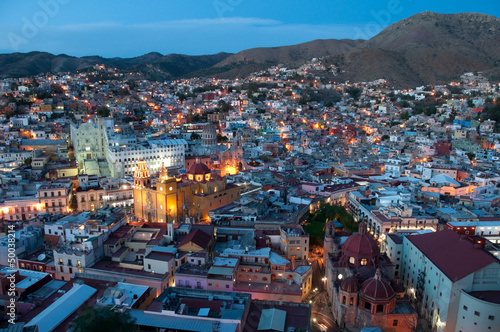 Fotoboard na płycie Guanajuato w nocy (Meksyk)