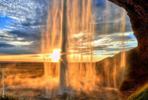 Fotoboard na płycie Wodospad seljalandfoss o zachodzie słońca w hdr, Islandia