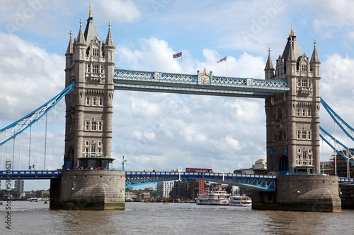 Fotoboard na płycie Tower Bridge, Londyn, Wielka Brytania
