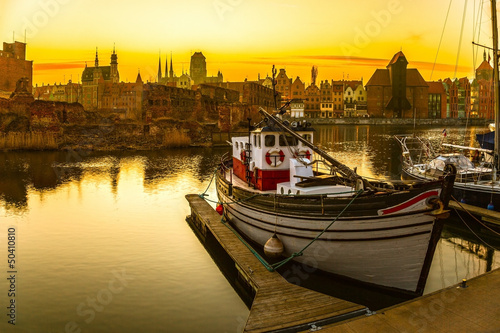 Naklejka dekoracyjna Gdansk - the historic Polish city at sunset.