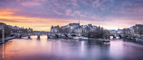 Board z aluminiowym obramowaniem Iles saint louis paris