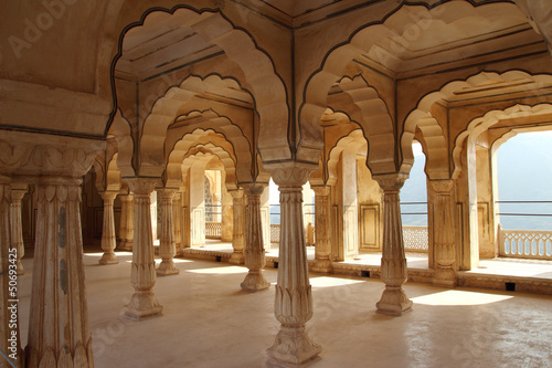 Board z aluminiowym obramowaniem Kolumny w pałacu - Indie jaipur