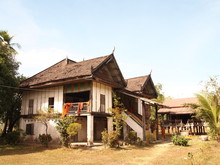 Wat Muang Kang - Champasak, Laos