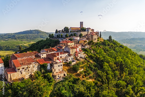 Obraz na płótnie canvas Motovun - chorwacja