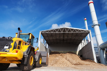 Wood chips loader