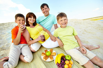 Canvas Print - Family on resort