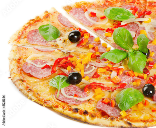 Naklejka samoprzylepna Pizza na białym tle