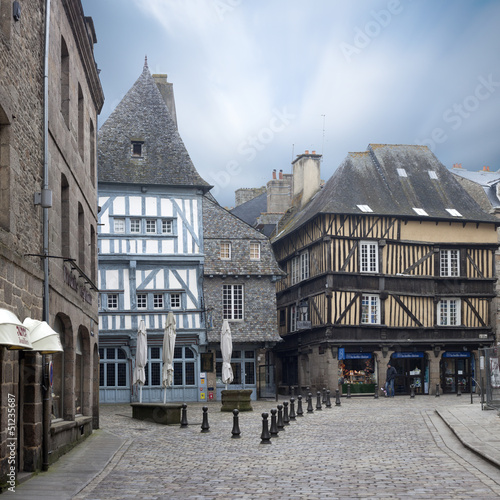 Board z aluminiowym obramowaniem Jerzual street - dinan - brittany