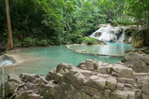 Plakat na papierze fotorealistycznym Erawan wodospad, kanchanaburi, tajlandia