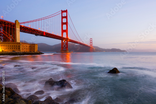 Obraz na płótnie canvas dwuczęściowy "dyptyk" Most Golden gate w san francisco