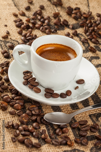 Obraz na płótnie canvas czteroczęściowy "tetraptyk" Espresso, filiżanka do kawy, rozlana kawa