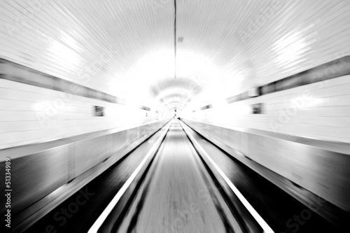 Board z aluminiowym obramowaniem Zmień elbtunnel hamburg - tunnelblick