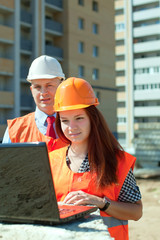 Wall Mural -  architects works in front of building site