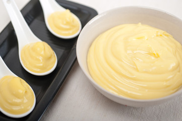 custard vanilla pastry cream