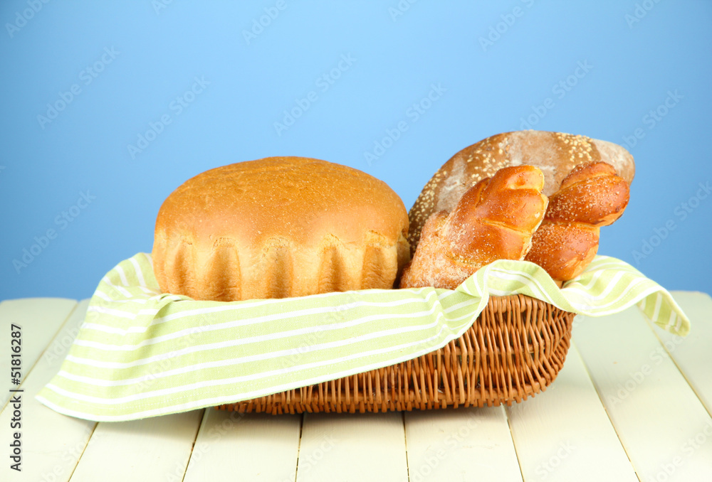 Composition with bread and rolls
