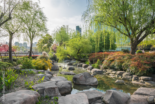 sceniczny-widok-gucheng-parka-shanghai-porcelana