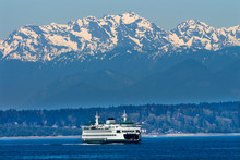 Seattle Bainbridge Island Ferry Puget Sound Olympic Mountains