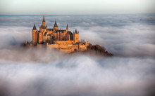 Burg Hohenzollern über Den Wolken