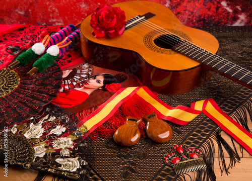 Photographie Guitare espagnole cassique avec des éléments de flamenco