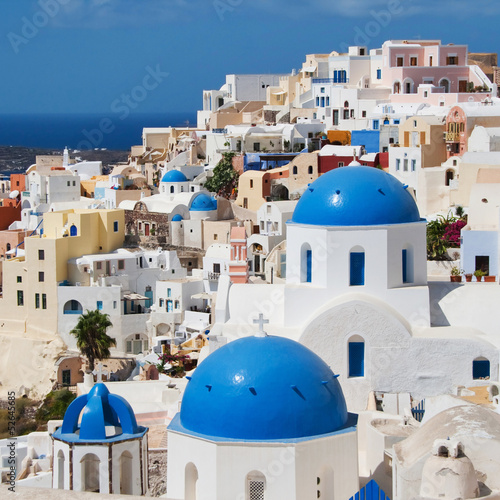 Fototapeta na wymiar White village of Oia