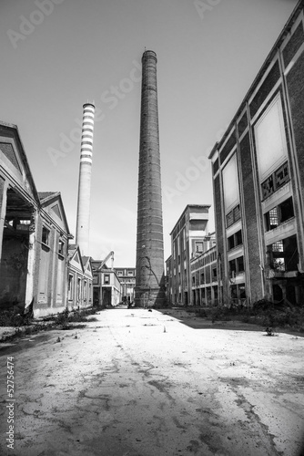 Fototapeta do kuchni impianto industriale abbandonato