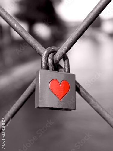 Fototapeta na wymiar Love Padlock