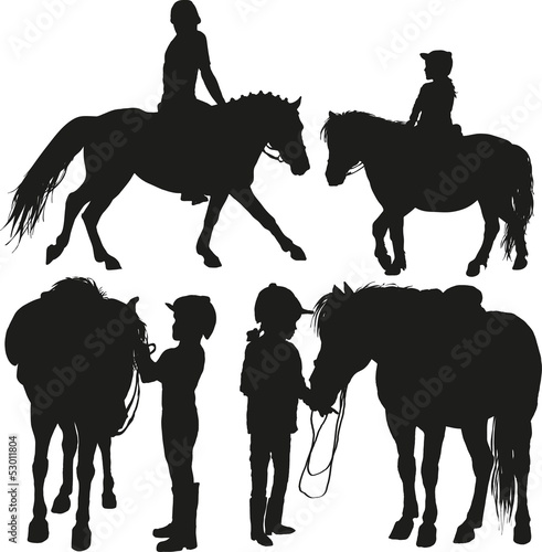 Fotografía four happy child with a pony