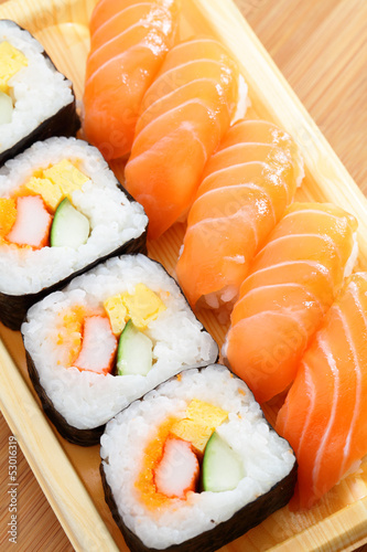 Tapeta ścienna Sushi bento box