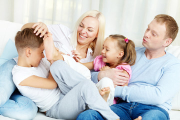 Wall Mural - Playful family