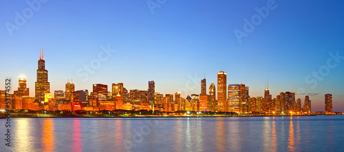 Board z aluminiowym obramowaniem Miasto Chicago, zachód słońca kolorowy panorama panoramę